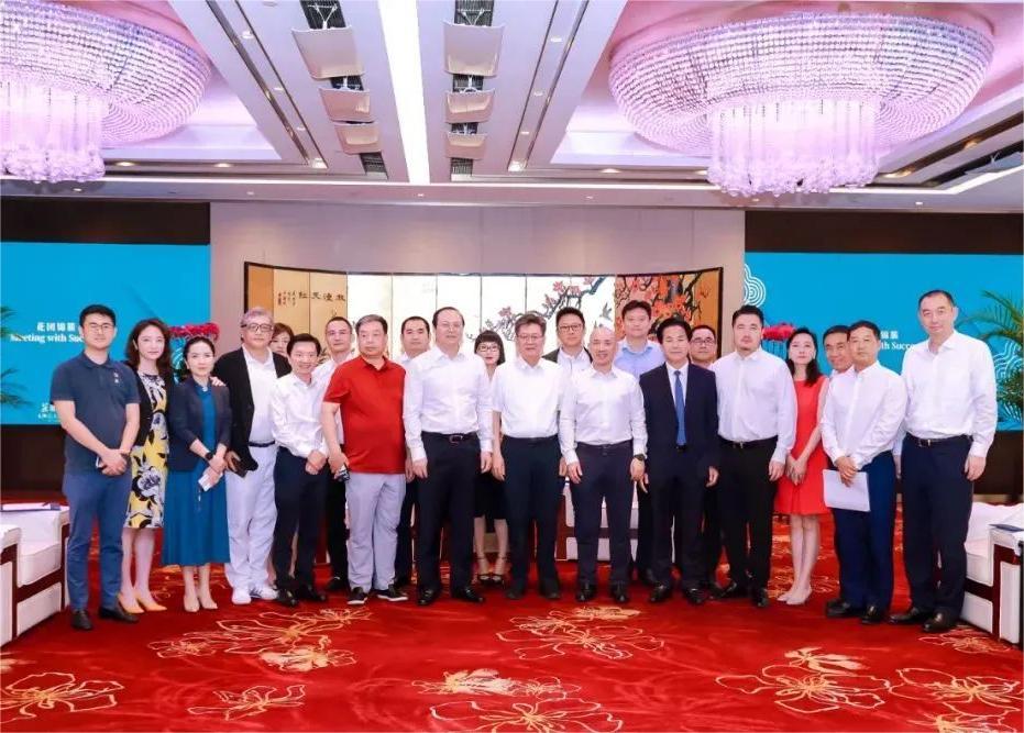 金年金字招牌集团董事长李军赴广州考察交流