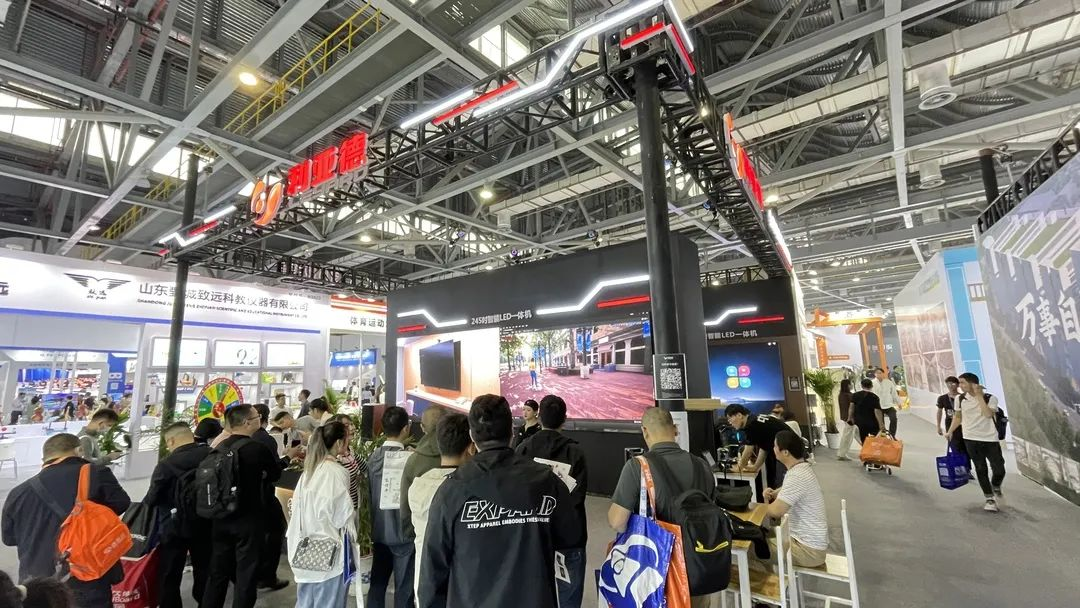 金年金字招牌教育新品及解决方案惊艳亮相81届教装展