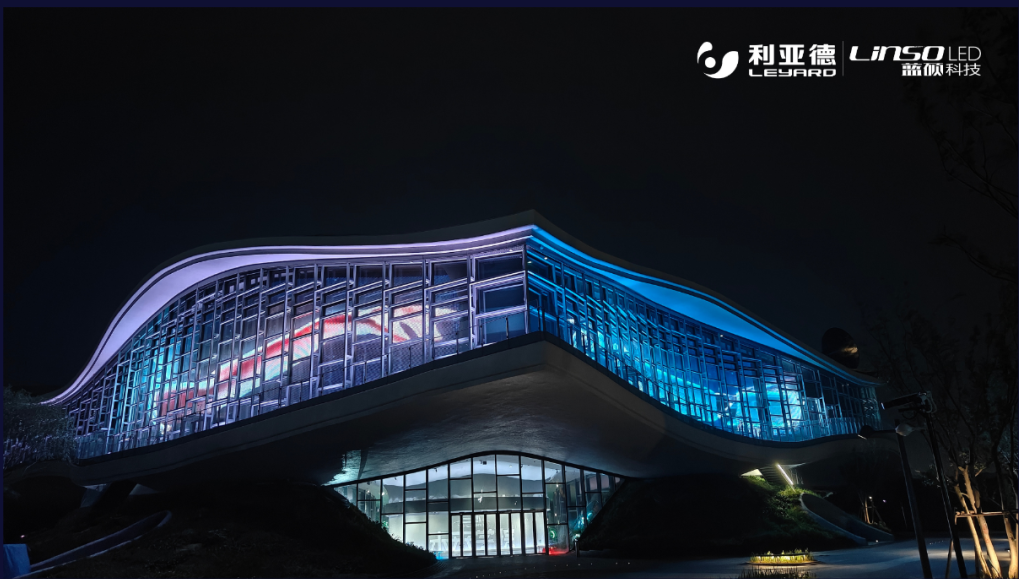 标杆案例 | 金年金字招牌·蓝硕助力点亮全球最大双壳体结构科幻馆——在水一方科幻馆